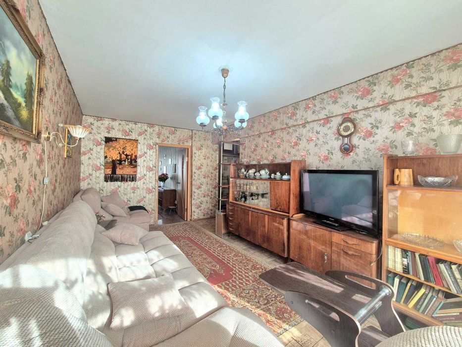 Продам 3к на 2 этаже возле школы №9