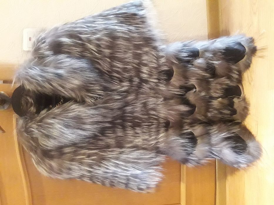 Продадим куртки и шубы женские и мужские