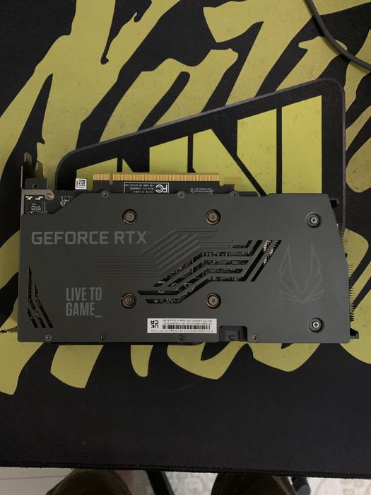 Срочно продам rtx 3060 12 gb zotac