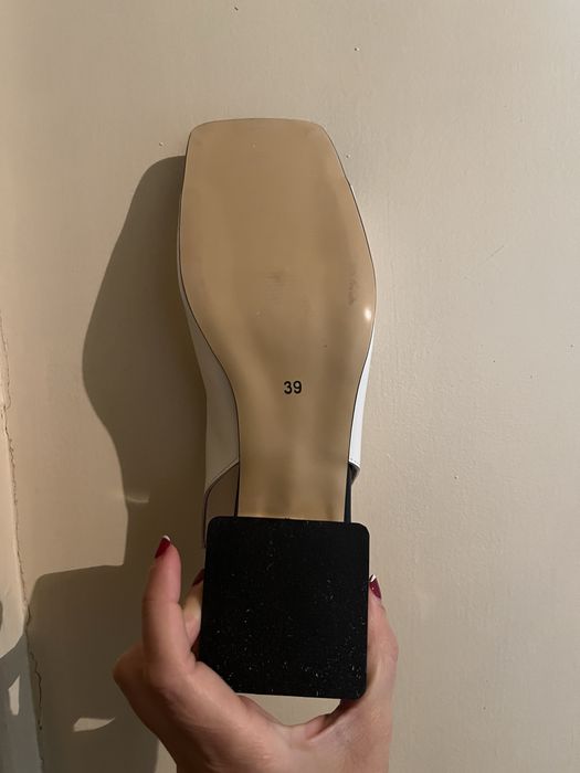 Кожени сандали черно и бяло