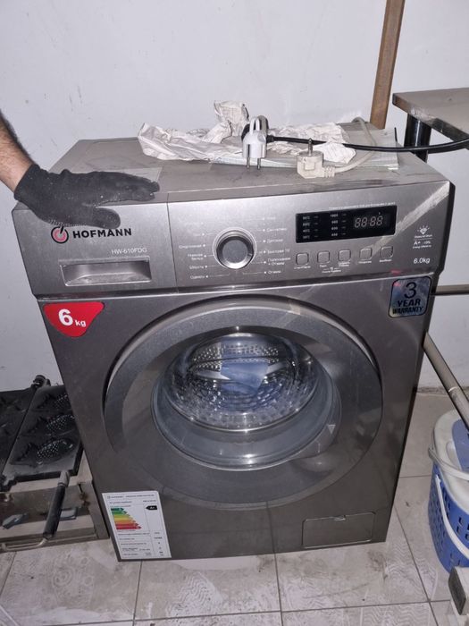 Срочно пррдается стиральная машинка