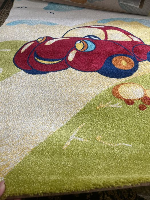 Продам комод и ковер