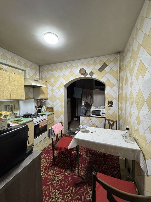 Продаю 3-х комнатную квартиру на Сергели 3