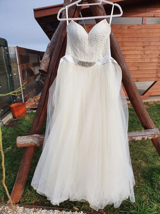 Vand Rochie mireasă mărimea S