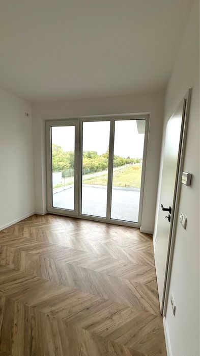 Proprietar Vand Casa / Duplex in Dumbravita str Ferventia2 parc Terra