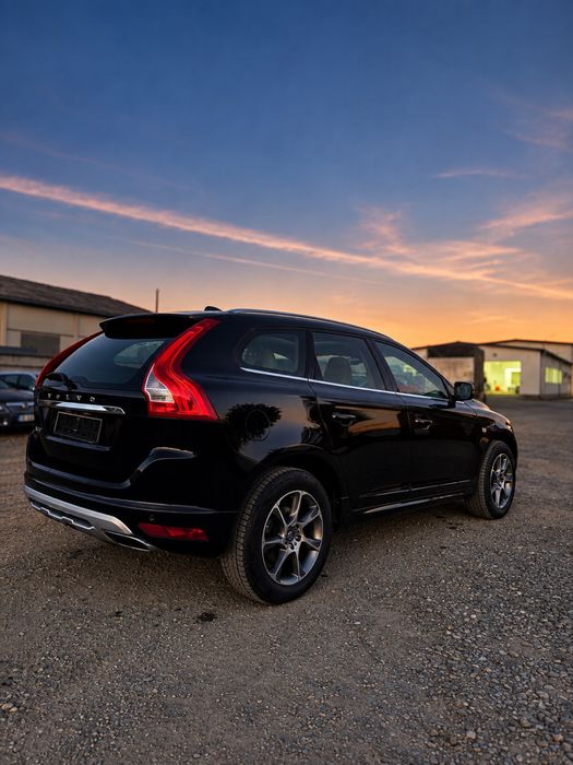 Volvo XC60 Ocean Race Panoramic