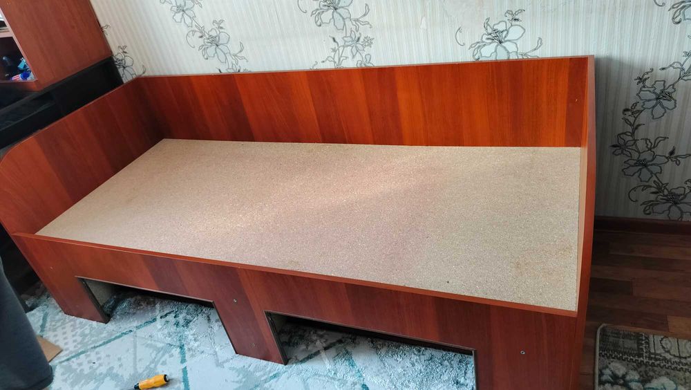 Подростковая кровать