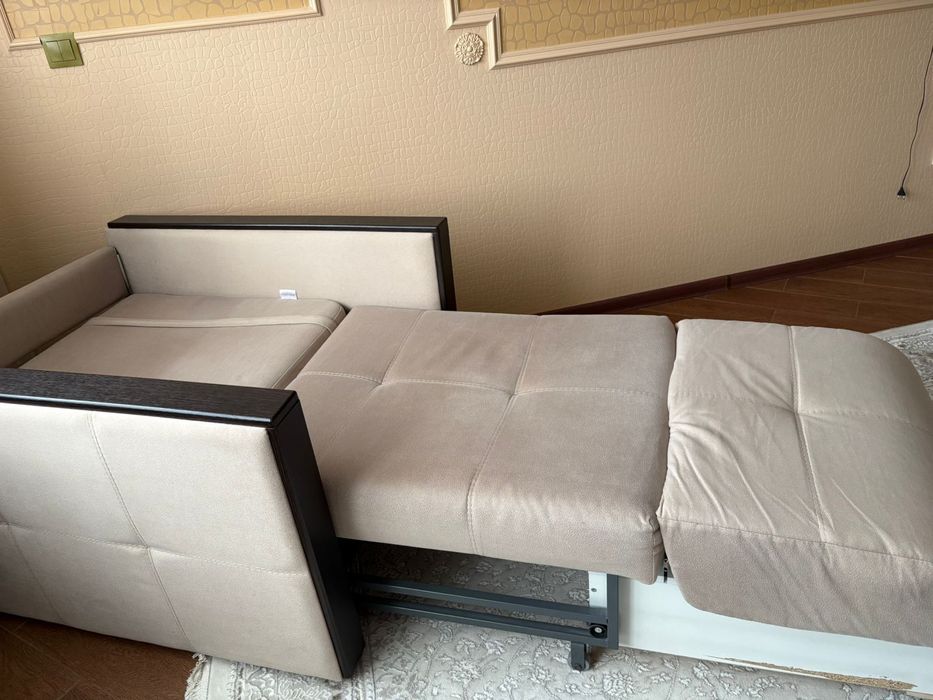 Продам диван и кресло