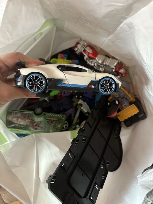 Пакет с машинками