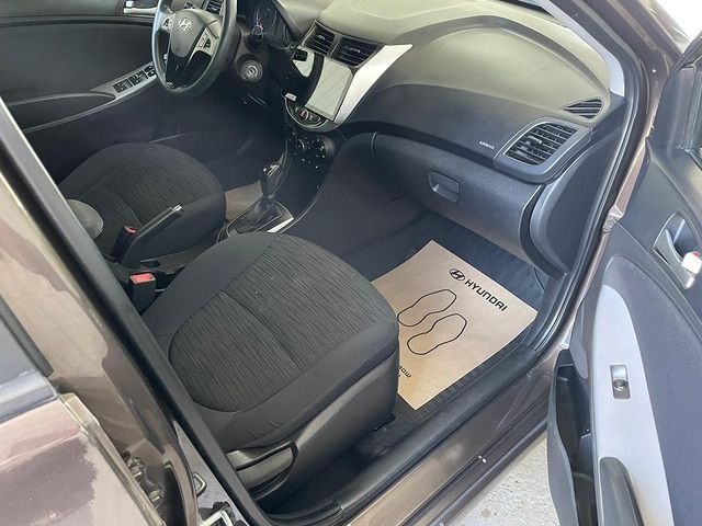 Hyundai Solaris.2015