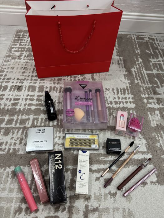 Продам люкс косметики