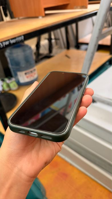 Продам Айфон 14 (128gb)(79%)