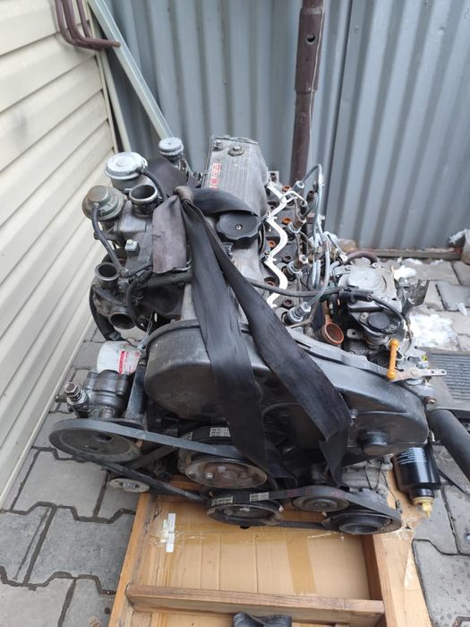 Двигатель Mitsubishi pajero