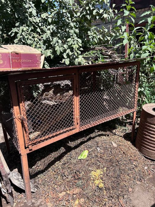 Крольчатник металл.