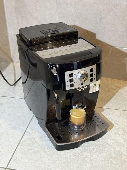 Кафемашина кафеавтомат DeLonghi Magnifica S