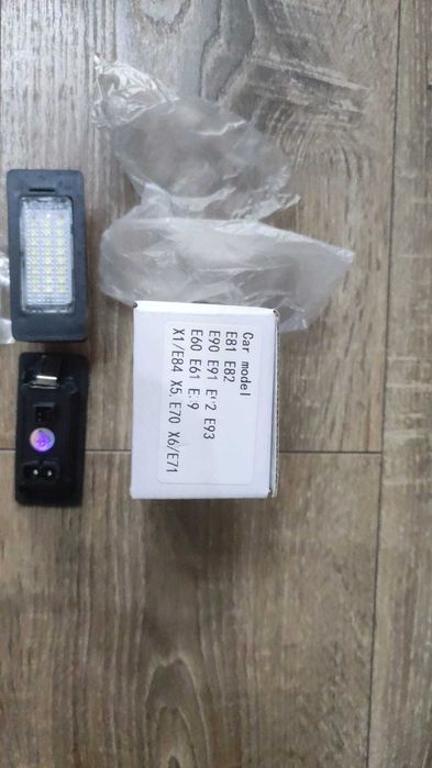 BMW E60-Sigla E60+Set Lampi nr LED Premium E39 E60 E90 E92 F30 F10 E82