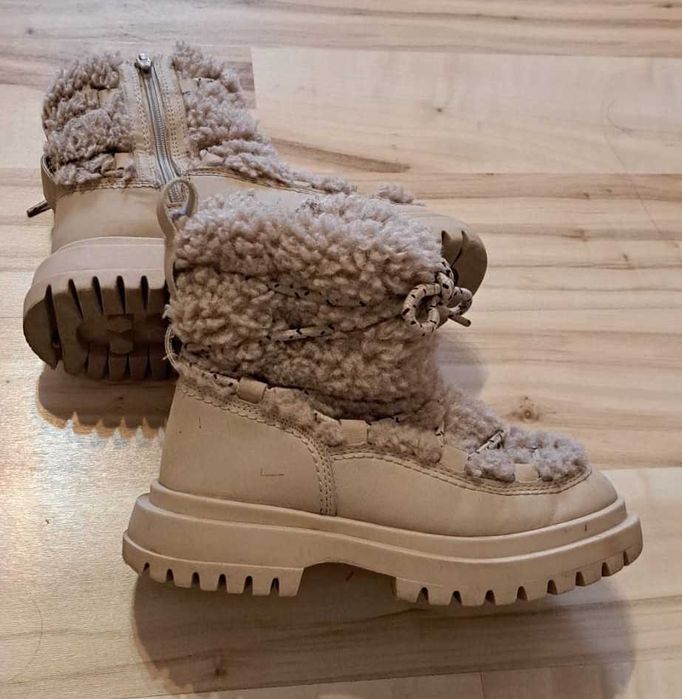 Ghete Zara ultra calduroase, marimea 30