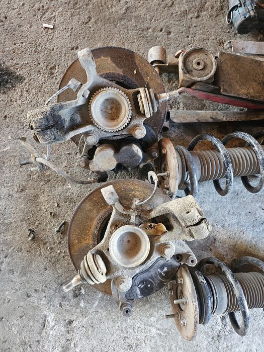 Fuzeta stanga dreapta Ford Transit 2.4 E3