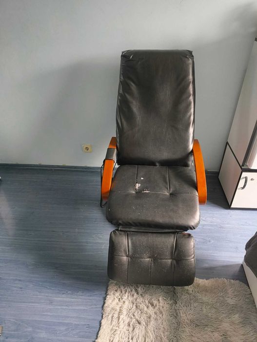 Масажен стол с 8 функции и 4 зони