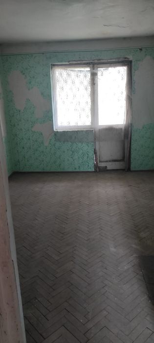 apartament 3 camere Vultureni Bacău