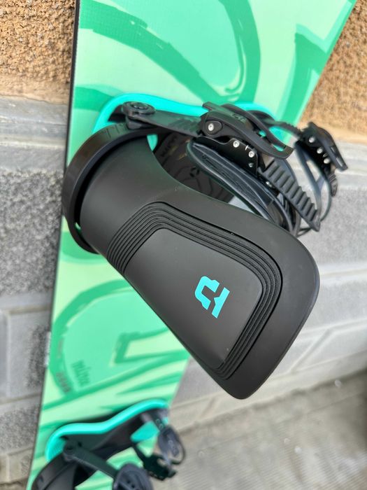 placa noua snowboard niche minx L142cm