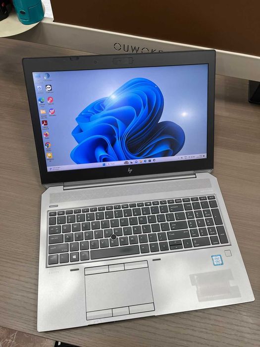 HP ZBook 15 G5 Intel Core i7 , (32 ГБ RAM, HDD/SSD :256GB)