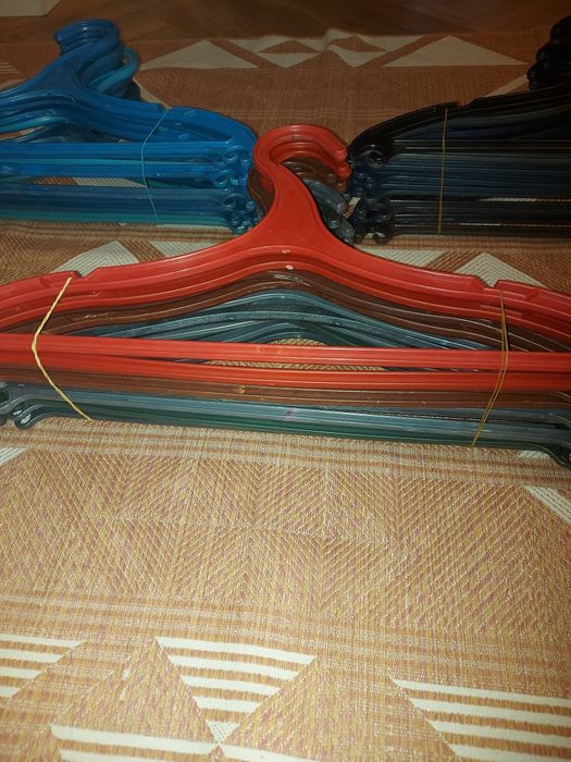 Продам плечики для одежды, отличное состояние
