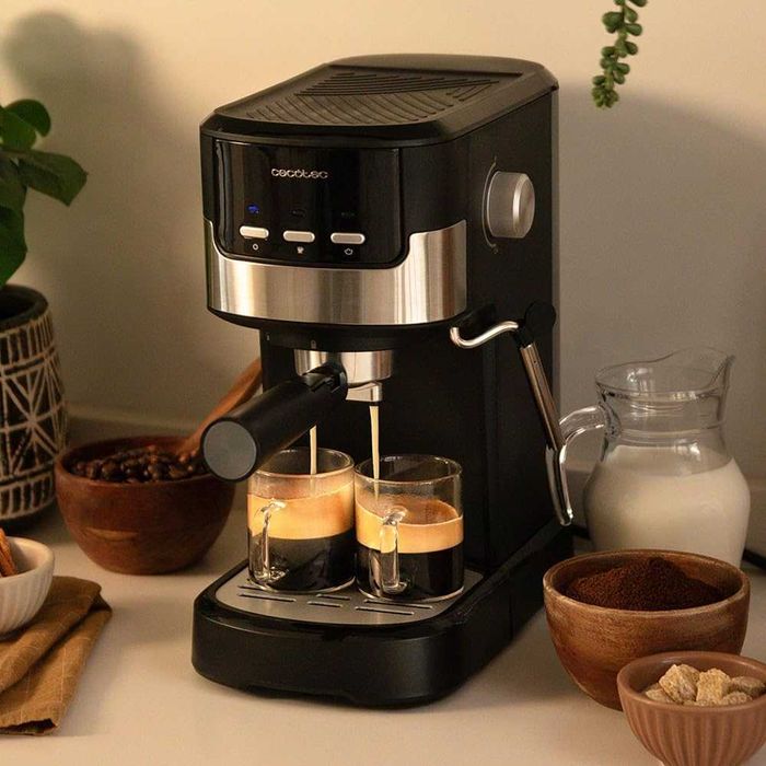 Cecotec 01724 Компактна машина за еспресо Power Espresso 20 Pecan
