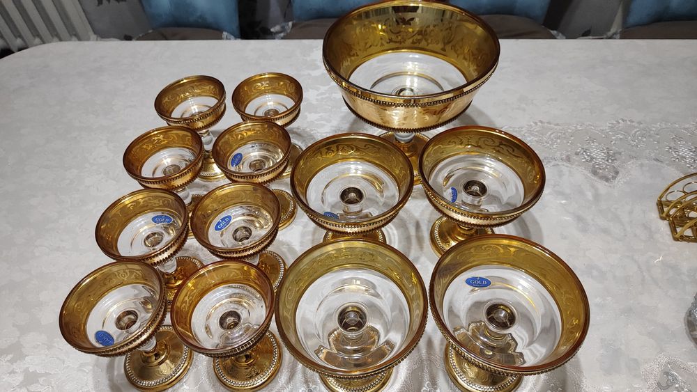 Продам набор посуды