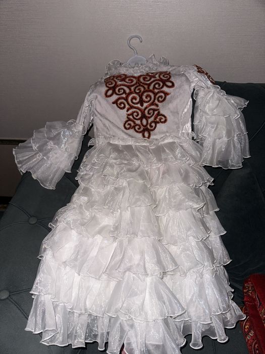 Продам детское платье