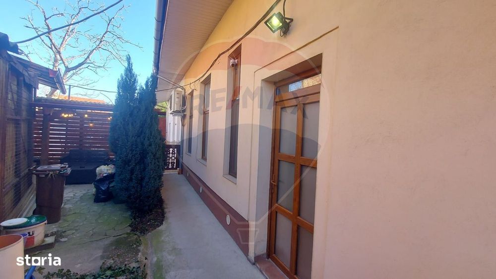 Apartament cu o camera la curte de vanzare pe Ady Endre, Oradea, Bihor