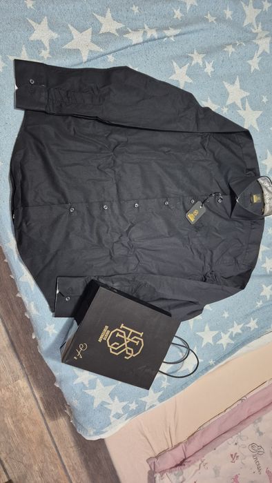 Нова черна риза на Христо Стоичков