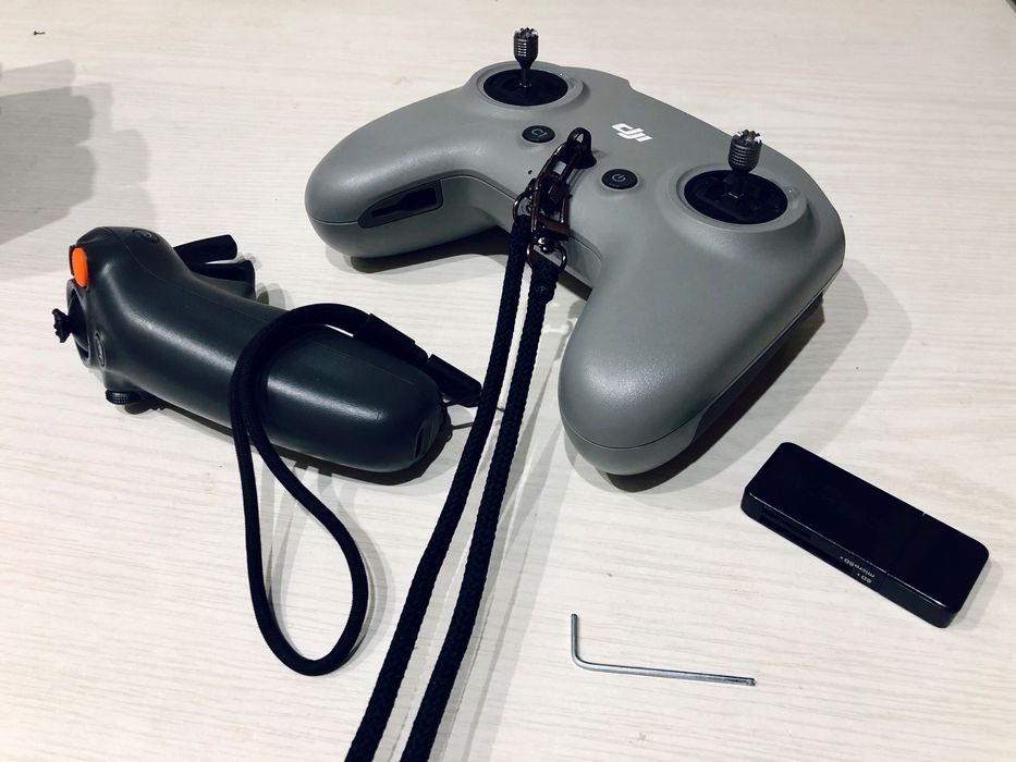 Avata 2 goggles 3 remote control 3