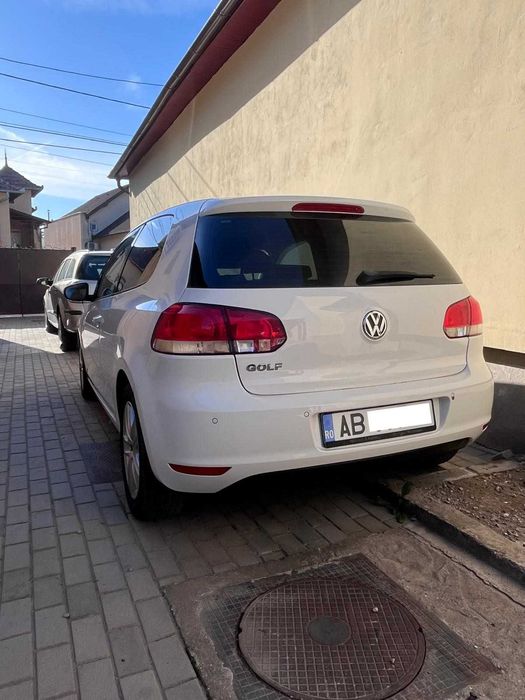 VOLKSWAGEN Golf 2010 — imagine 3