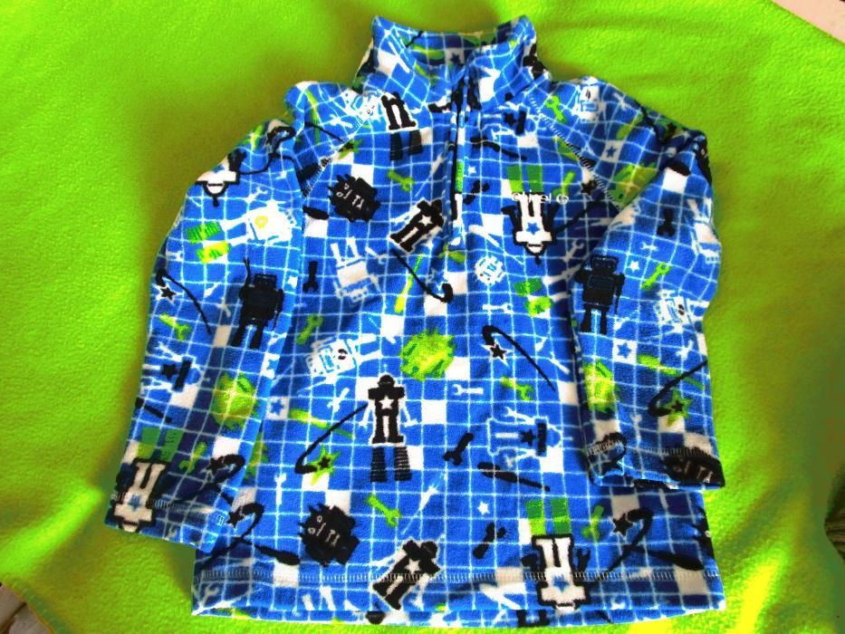 Лот от две поларени блузи-общо12лв.