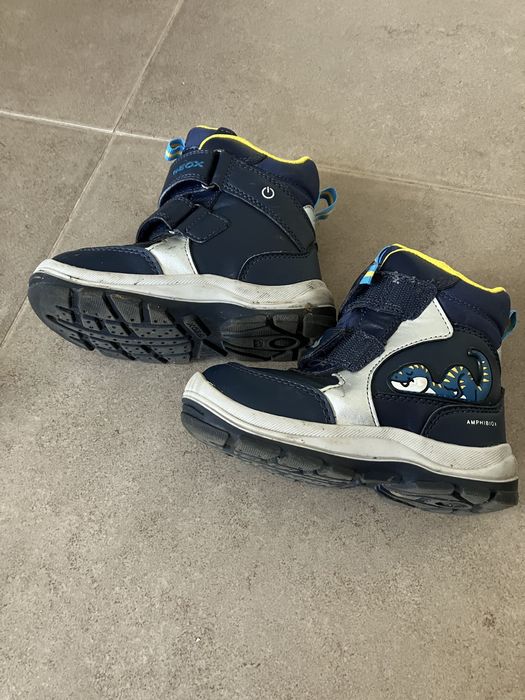 Детски обувки  номера 25 и 26