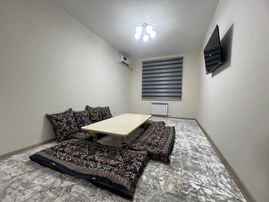 Olmazor cityda 2 xonali shaxsiy kvartira barcha narsasi bilan sotiladi