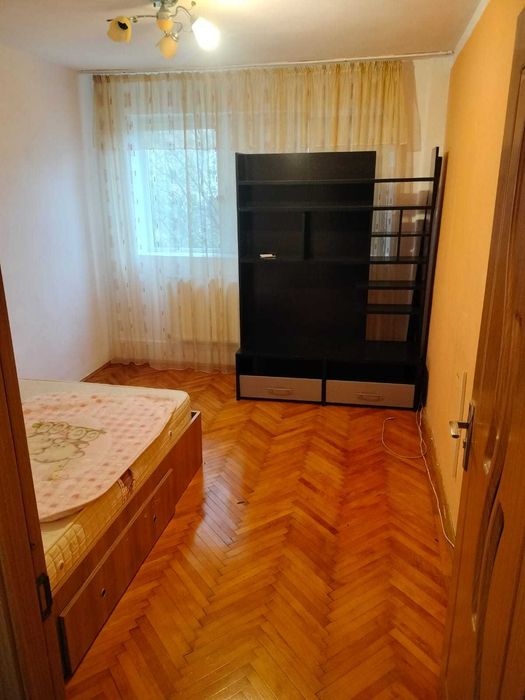 Vand Ap 2 camere,et 1/10 ,Micro5