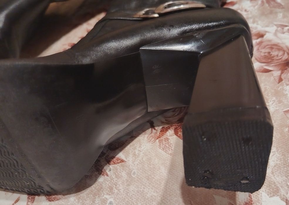 Красиви Дамски Ботуши Чизми 39