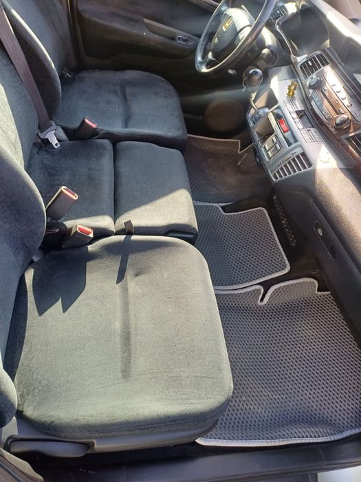 Продам автомобиль Honda FR-v