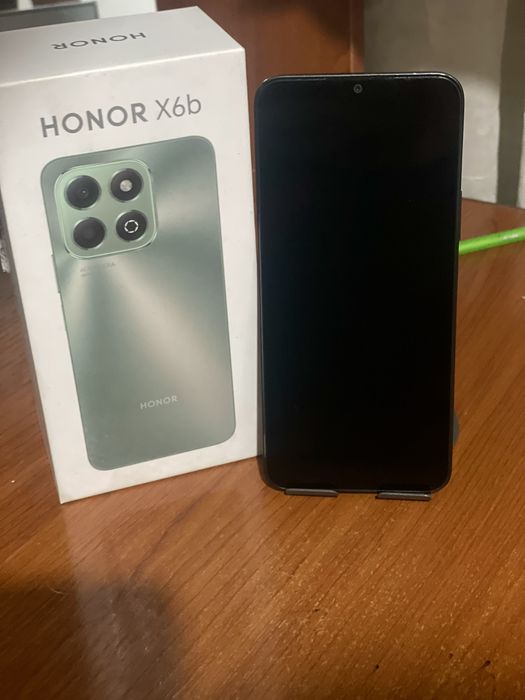 HONOR X6b на 128гб экран 64-90гц