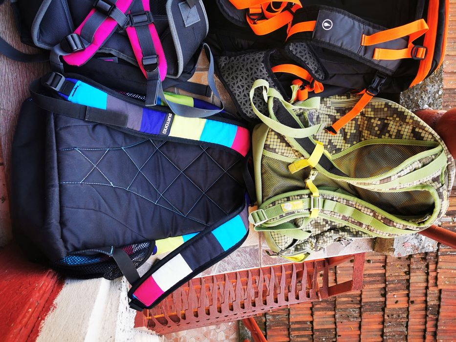 Vand rucsac rucsace Burton Atomic Backland stare buna