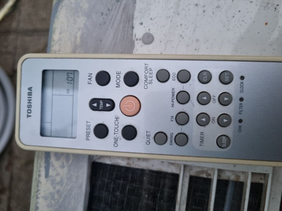 Климатик Toshiba RAS-107SAV-E3 – комплект, напълно работещ