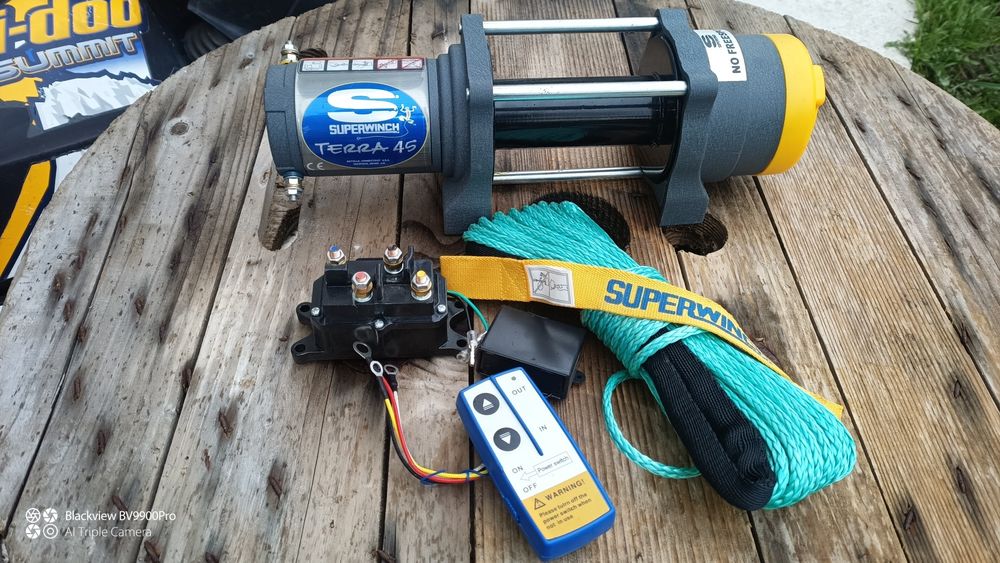 Лебедка Super winch 12v  Нова