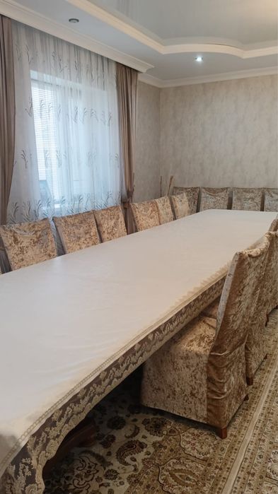 Столы и стулья продаю