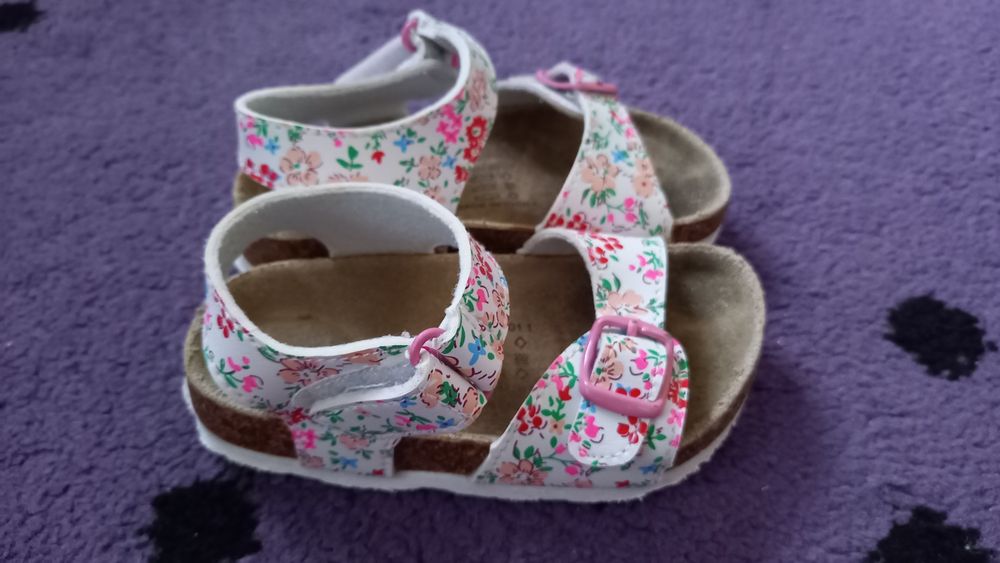 Детски обувки 22-24 номер