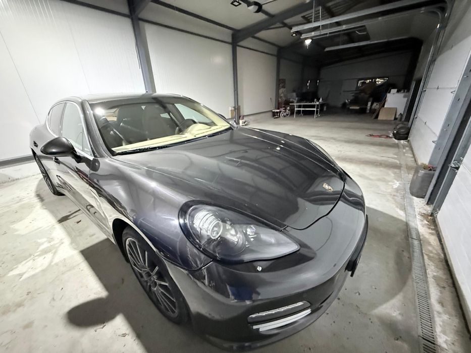 Vand / Schimb Porsche Panamera 4S