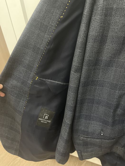 Классический костюм  тройка