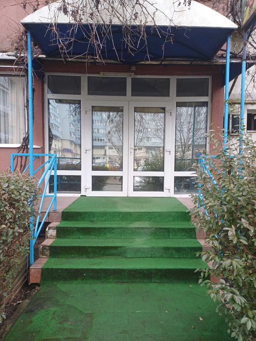 Spatiu de birou de inchiriat ZONA DECEBAL