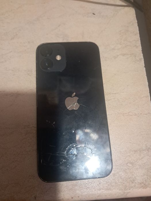 Продается iPhone 12 mini